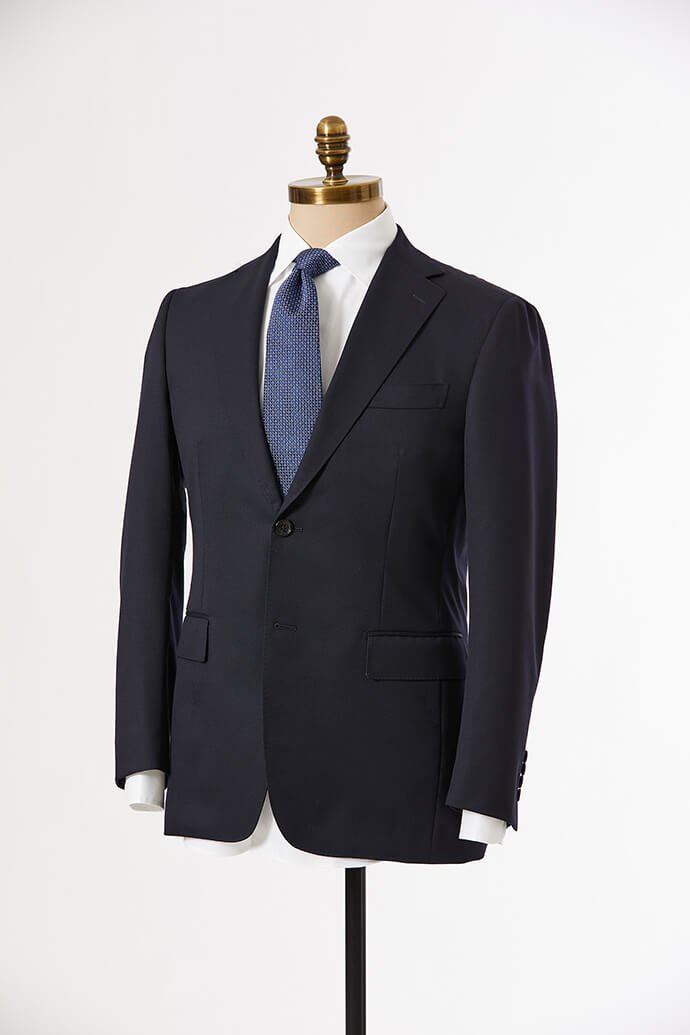 「Paul Stuart」のパターンオーダースーツを88,000円（税込）で仕立てることができる