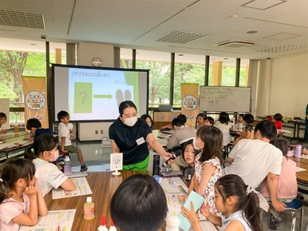 Clothing Education Class at eco gallery Shinjuku