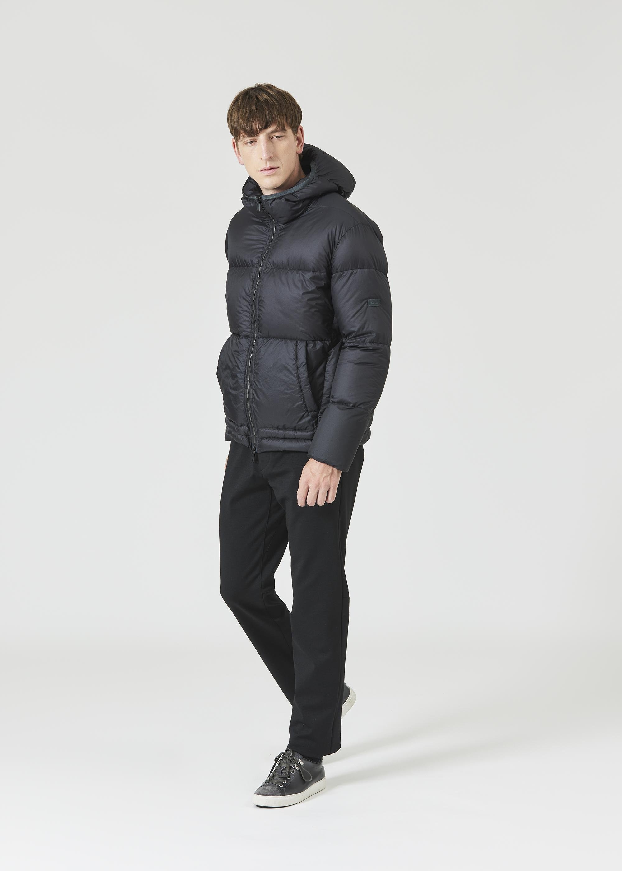 『フロータブルダウンジャケット』