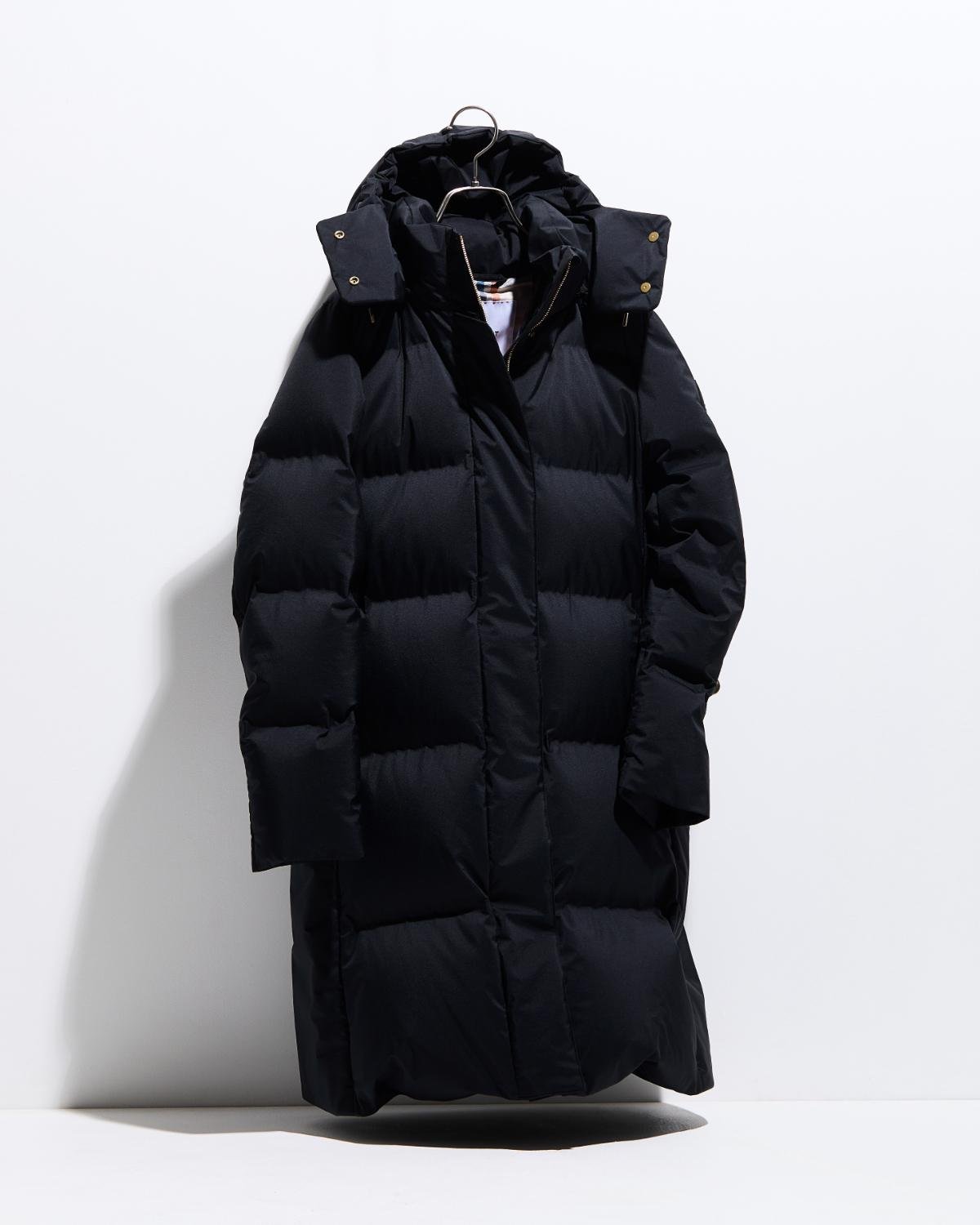 深い黒を追求した独自開発生地「BLACK OF BLACKs」2025年秋冬の新作